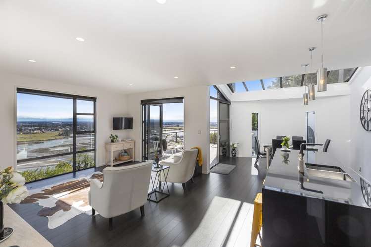 8 Valley View St Andrews Hill_17