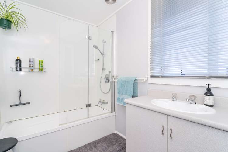 228 Gordon Road Mosgiel_12