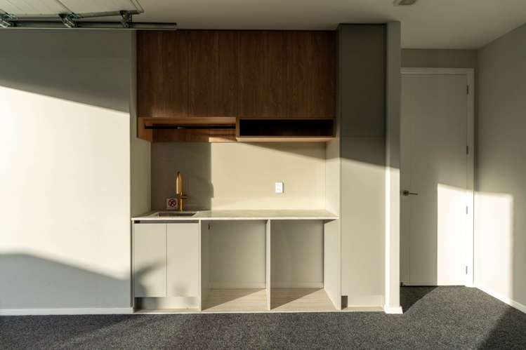 6 Humenga Place Long Bay_36