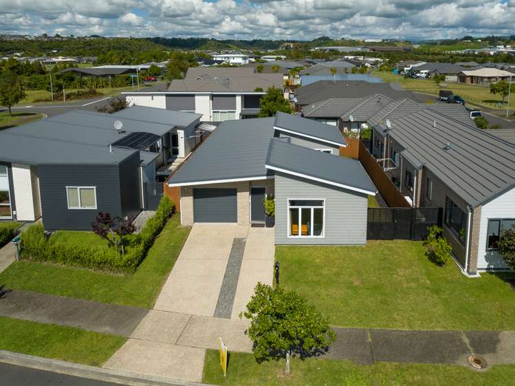 3 Lanyard Street Pyes Pa_17