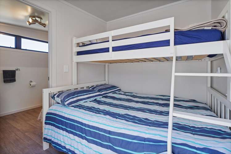 140 Ngaio Drive Matarangi Beach_16