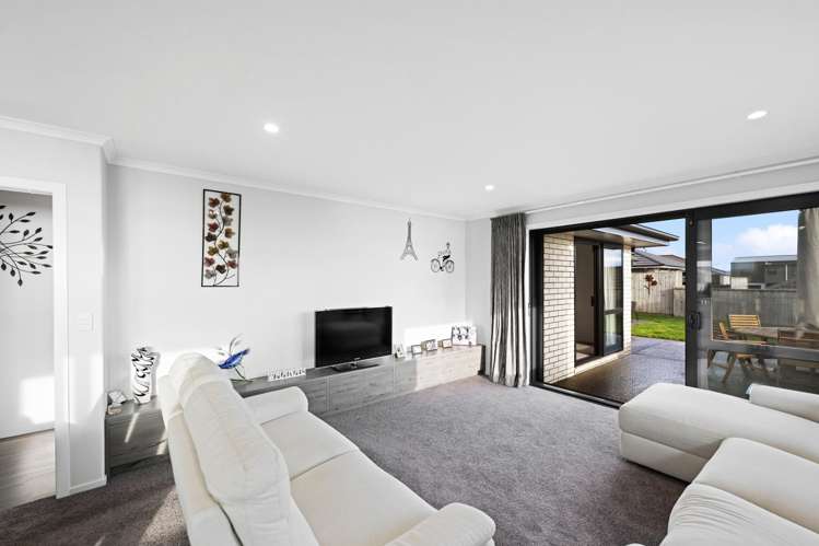 7 Benjamin Avenue Rototuna North_2