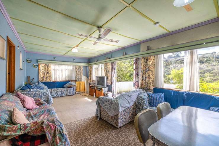Ray and Irene Grunby spent countless family holidays at their bach at 16 Palm Road, in Palm Beach. Photo / Supplied