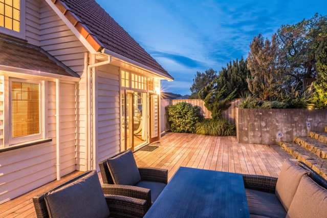 7 Grove Road Kelburn_1