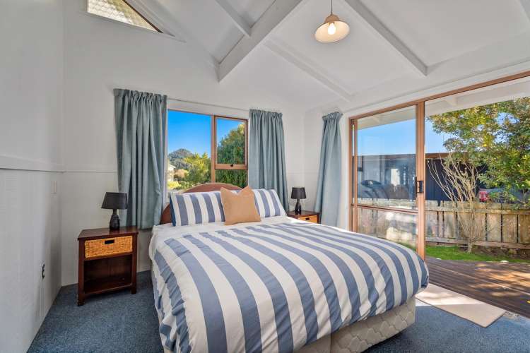 64 Oyster Drive Cooks Beach_16
