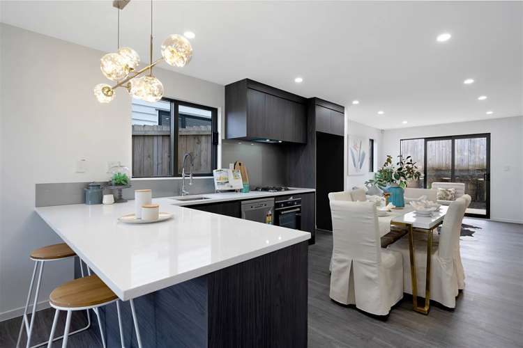 4/13 Sarona Ave Glen Eden_5