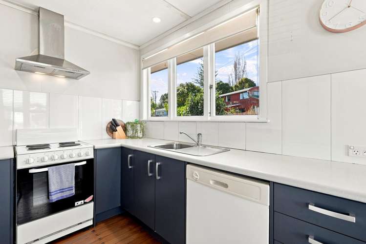 57 Chorley Avenue Massey_8