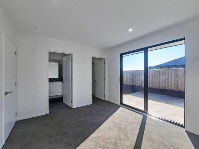 27 Mehrtens Crescent 500171_4