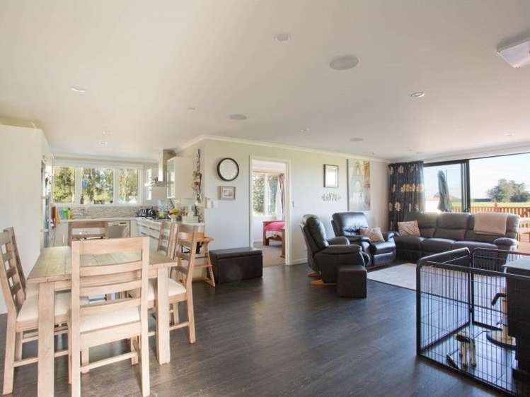 3 Limehills Browns Road Winton Surrounds_9