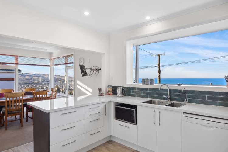 154 Easther Crescent Kew_5