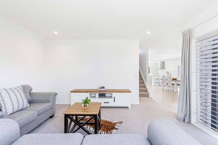 7 Peihana Road Hobsonville_9