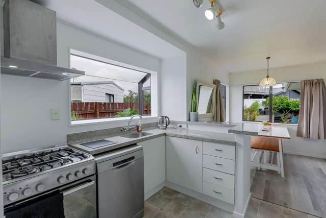 11 Spackman Crescent Paraparaumu_1