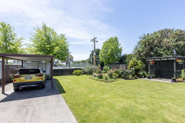 729 Maxville Drive Parkvale_11