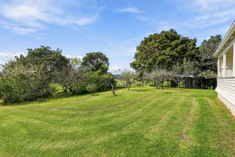 2059 State Highway 16 Helensville_20