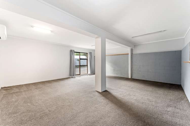 16 Dobell Road Stanmore Bay_15