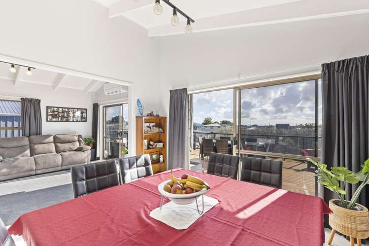 129 Parklands Avenue Bell Block_17