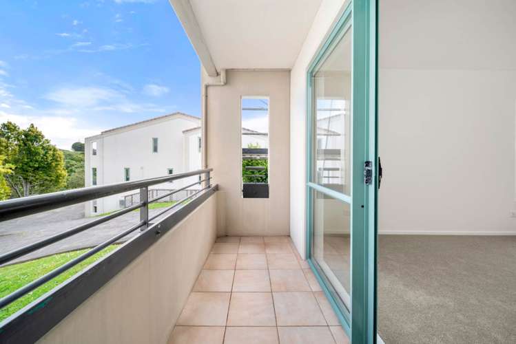 1C/223 Sunset Road Sunnynook_9