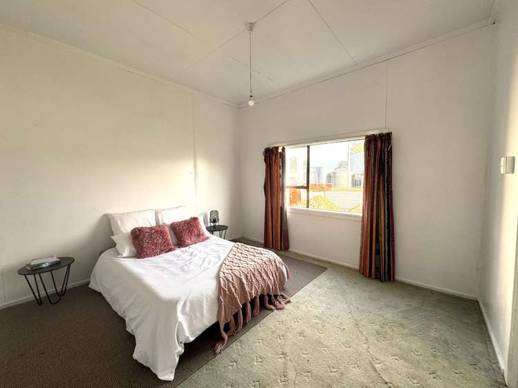 21 Elderlee Street Milton_17