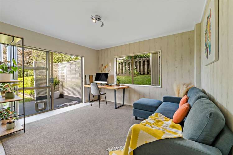 2/160 Stapleford Crescent Browns Bay_19