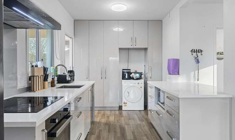 3 Elizabeth Street 11464_4