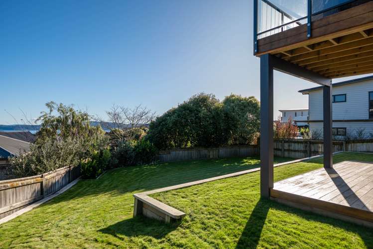 21 Coprosma Crescent Waipahihi_24