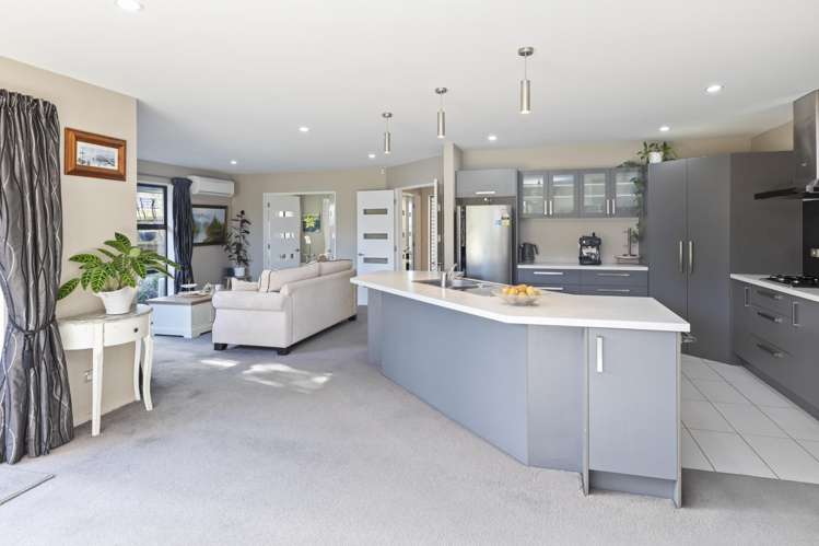2 Carlyle Lane_1