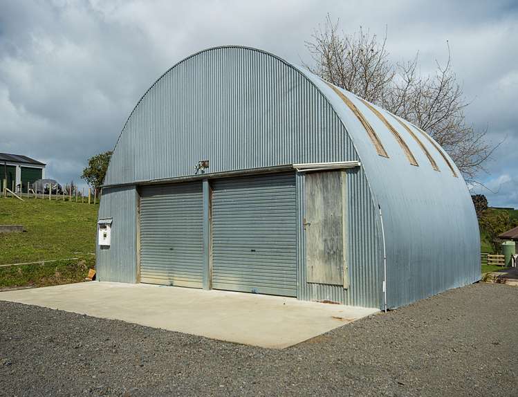 38 Native Road Pukekawa_11