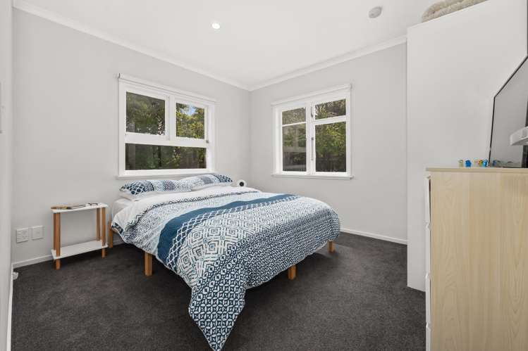 20 Kowhai Grove Raumati Beach_22
