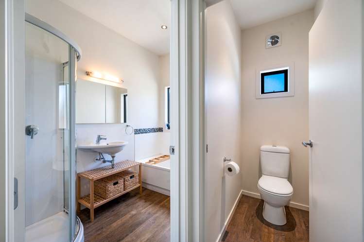 2 Snowberry Street Albert Town_15