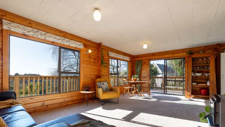 19 Matipo Terrace Toi Toi_4