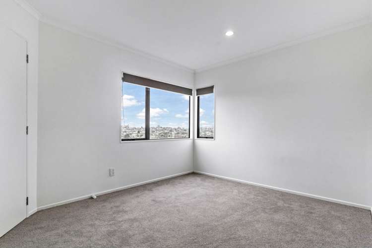 5/35 Highgrove Lane Totara Vale_7