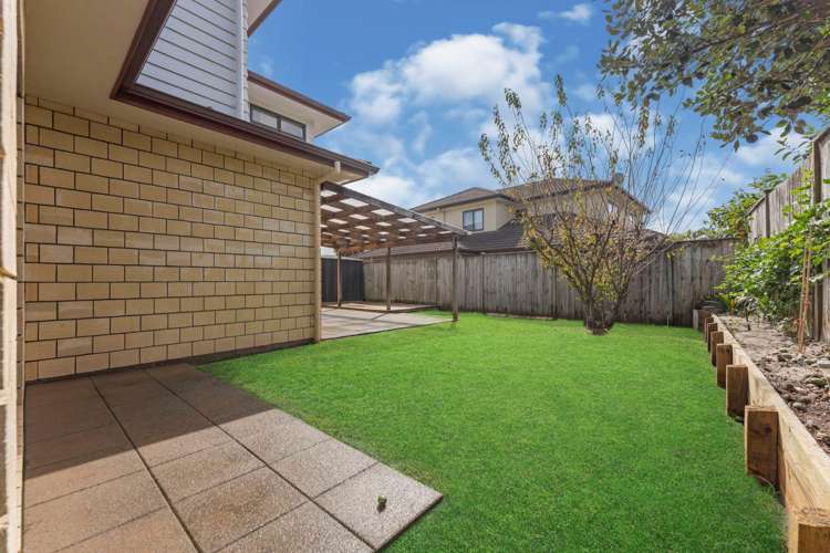 26 Amaretto Avenue Flat Bush_24