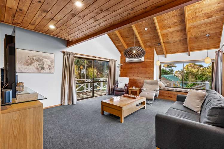 33 Puketaha Road Swanson_10