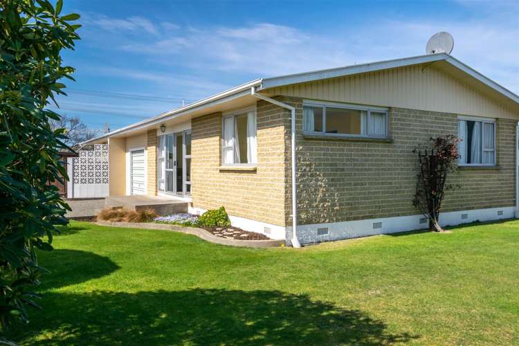 1/60 Howick Road Redwoodtown_1