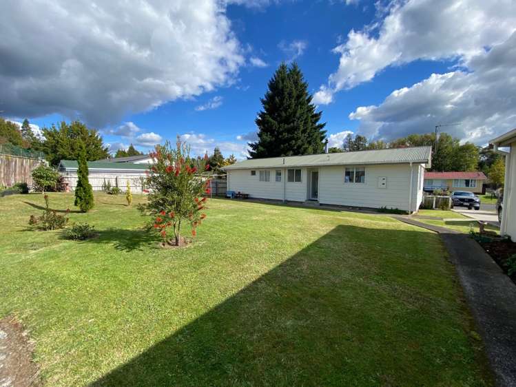 13 Lancaster Crescent Tokoroa_15