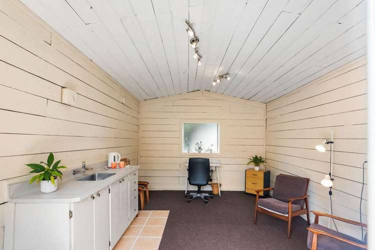 81 Eleventh Avenue Avenues_35