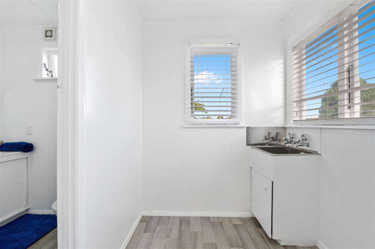 11 Holland Street Glenholme_9