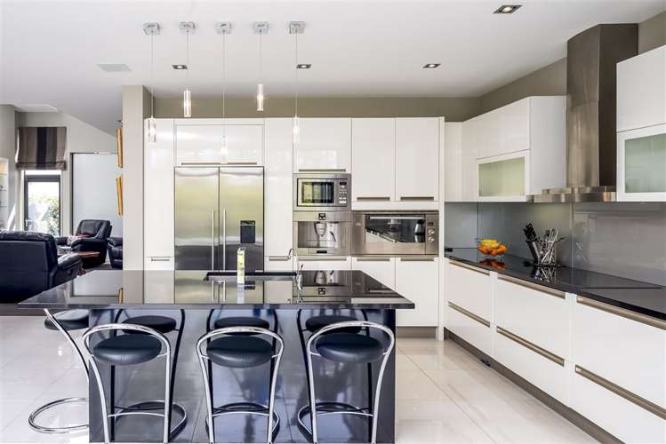 4 Millbank Lane Merivale_3