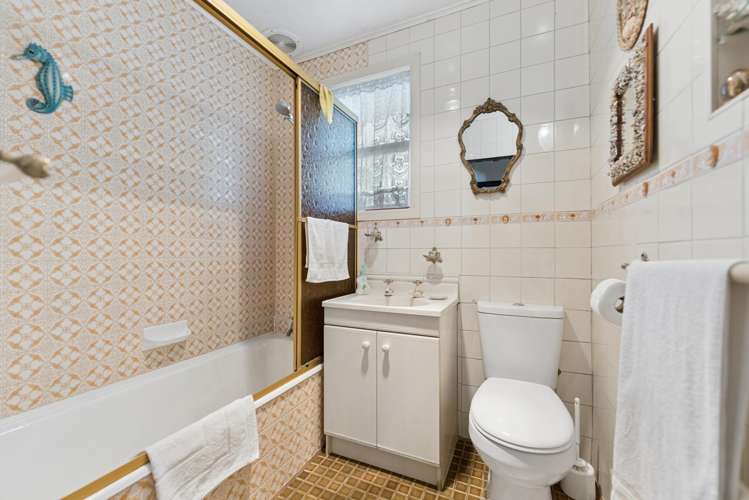 13 Ward Crescent Te Atatu Peninsula_7
