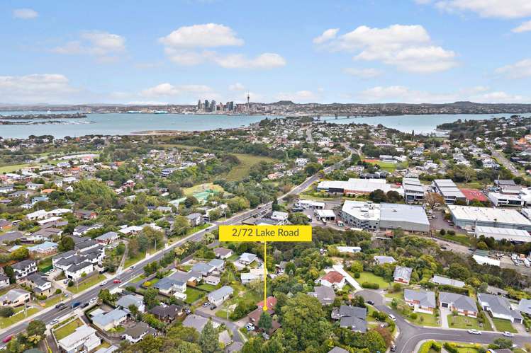 2/72 Lake Road Northcote_11