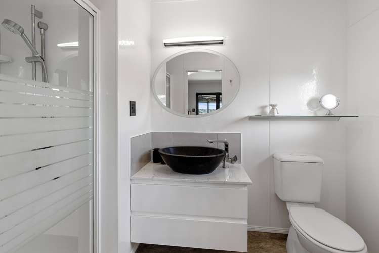 48 Sapphire Drive Hairini_13