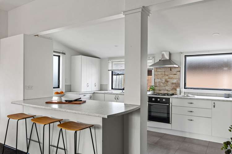 56 Nursery Road Phillipstown_4