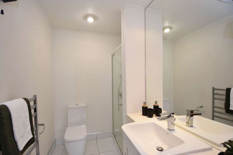 311 Kelvin Street Gladstone_11