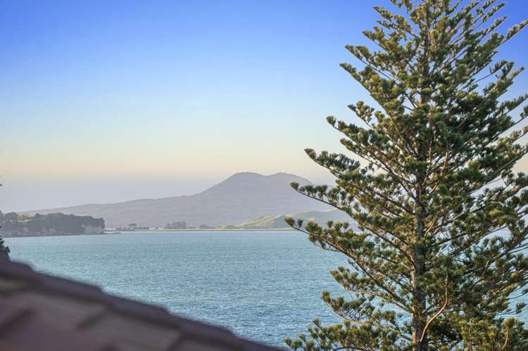 1 Rangitoto View Road Cockle Bay_1