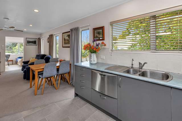 5B Robin Hood Place Onerahi_4