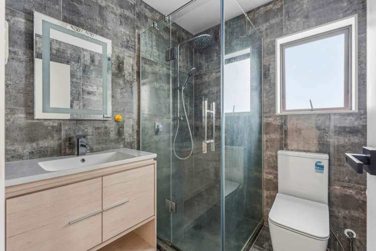 13a Tahi Terrace Glen Eden_14