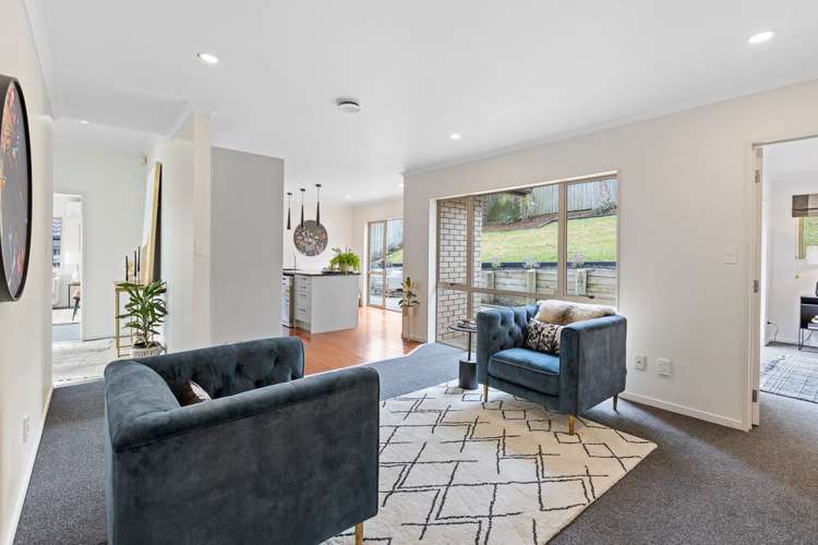 11 Bloomfield Rise Stanmore Bay_13