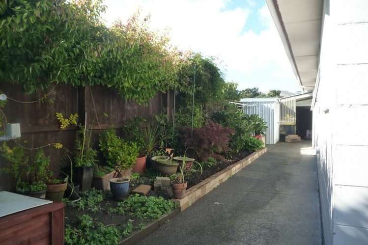 1/6 Hythe Lane Saint Martins_10
