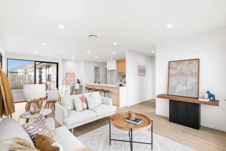 15 Samantha Lawry Road Wigram_1