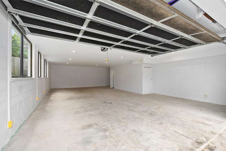 3 Himalaya Crescent Khandallah_16